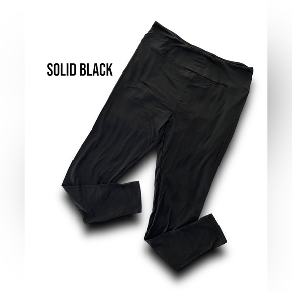 NWT - LuLaRoe Solid Black Leggings OS - Picture 3 of 6